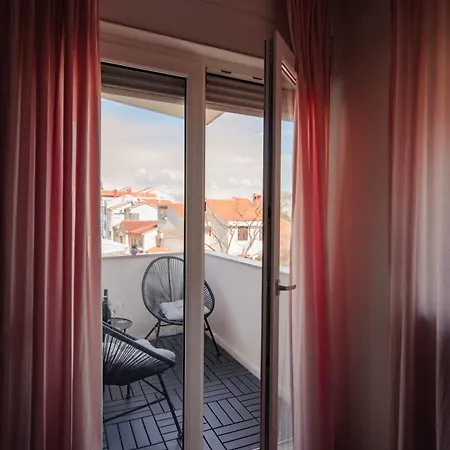 Sunshine Apartament *